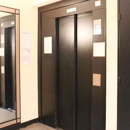 Practical In The Heart Of La Défense *